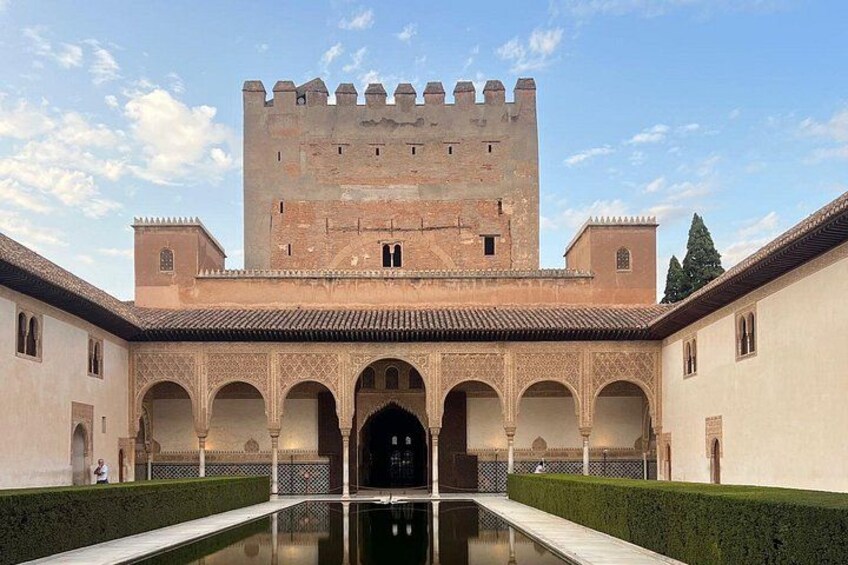 Granada Alhambra Private Tour from Seville 5