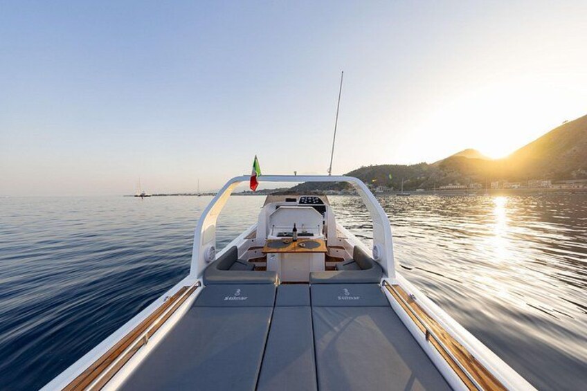 The White Lotus Taormina and Giardini Naxos Boat Tour 4