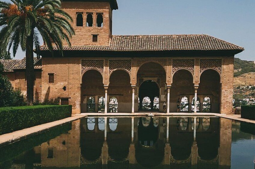 Alhambra Palace pool 2