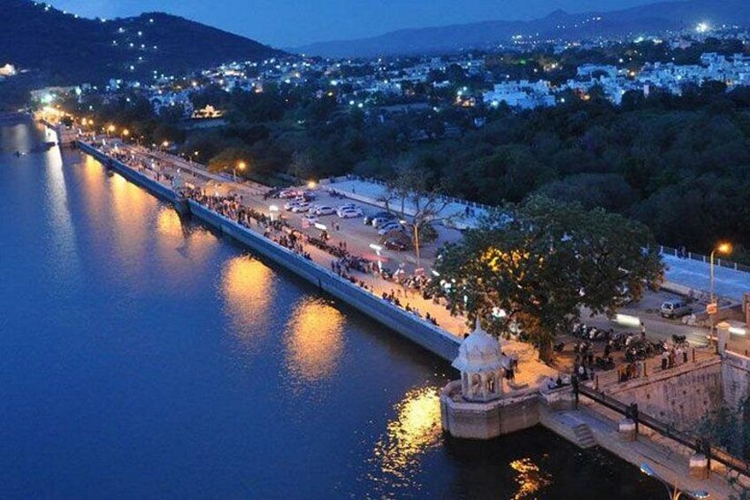 Full Day Udaipur Sightseeing Tour by tuk tuk 3