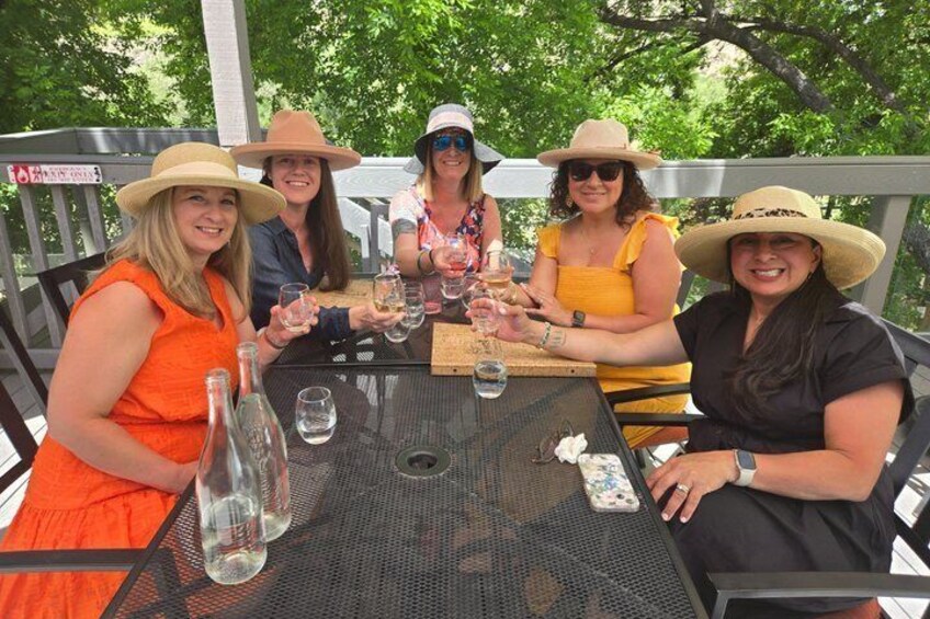 5-Star PRIVATE LUXURY Sedona Wine Tour 3