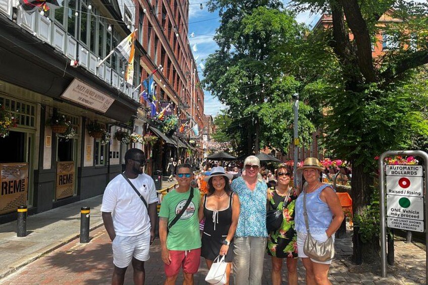 Daily Manchester City Centre Walking Tour with Local Guide 2
