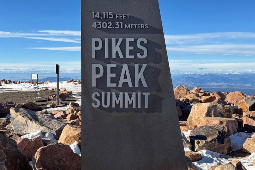 Colorado Springs Pikes Peak Luxury Jeep Tours 5