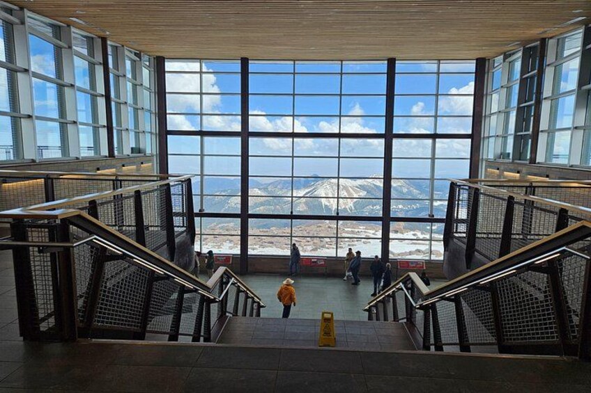 Colorado Springs Pikes Peak Luxury Jeep Tours 1