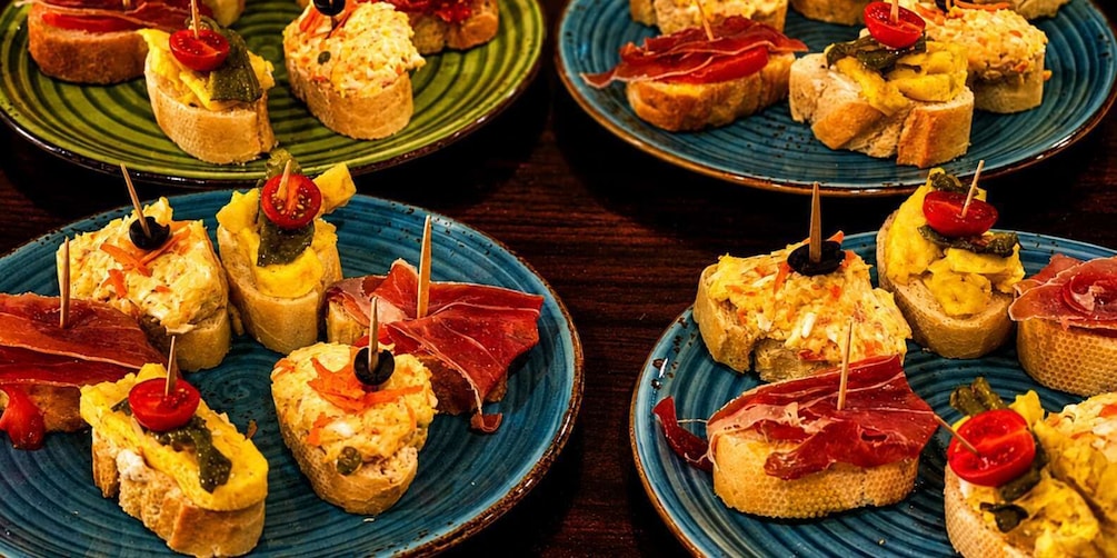 Picture 12 for Activity Caminito del Rey & White Village Tour with Tapas from Málaga 4