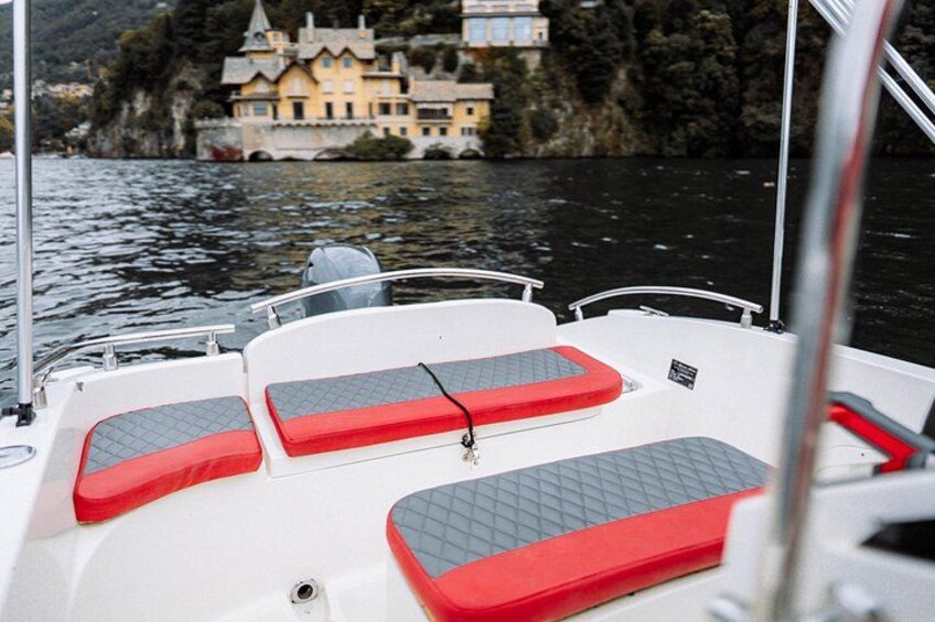 Four Hours Boat Rental in Lake Como 2