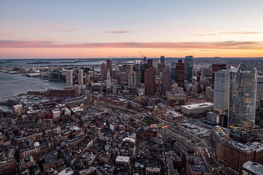 30-Min Private Helicopter Skyline Tour of Boston 2