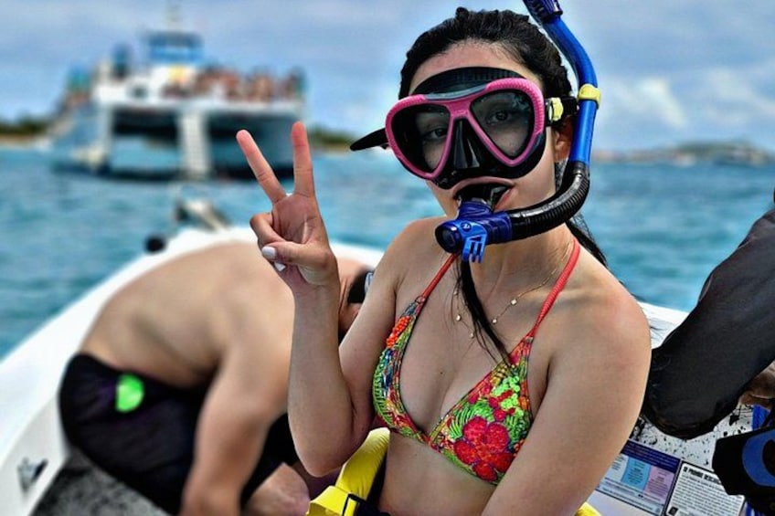 Private All-Inclusive Catamaran 24ft Boat Guided Snorkeling 2