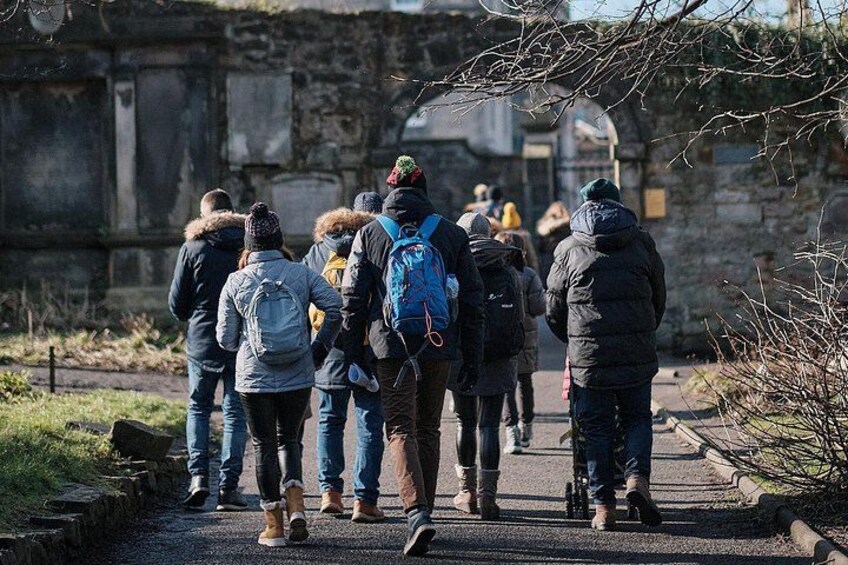 Greyfriars Graveyard - Edinburgh Walking Tours 3