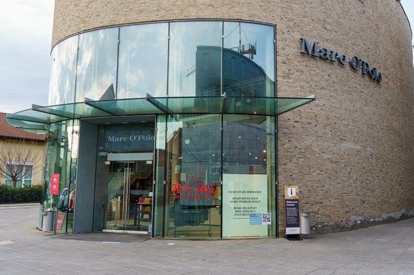 Private Shopping Tour from Stuttgart City to Outletcity Metzingen 4