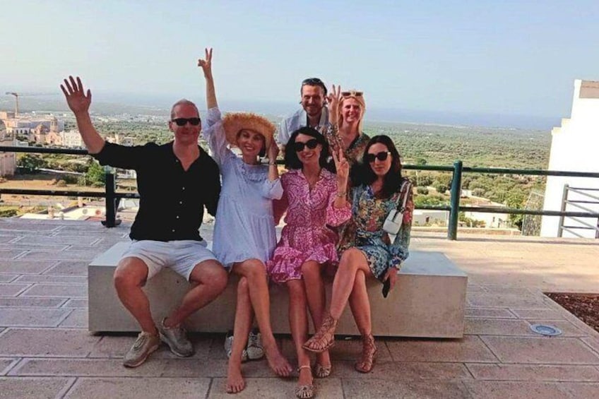 Tour : Alberobello, Ostuni, Locorotondo : Local Guide & Lunch 2