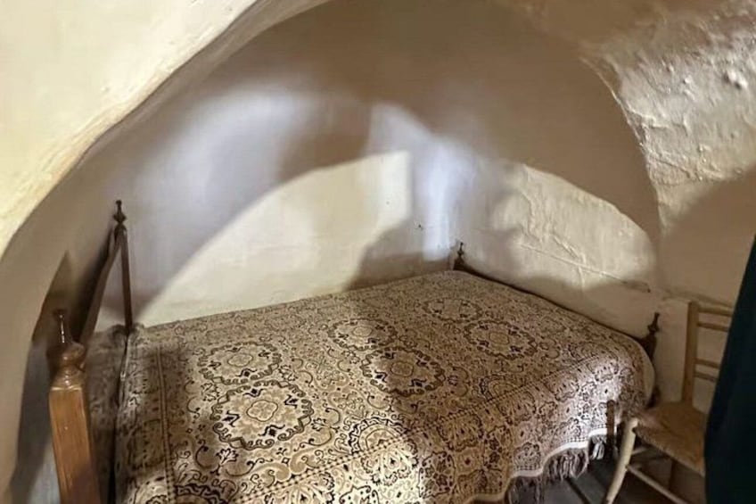 Enter one of the typical houses called Trulli to discover how its inhabitants live 5