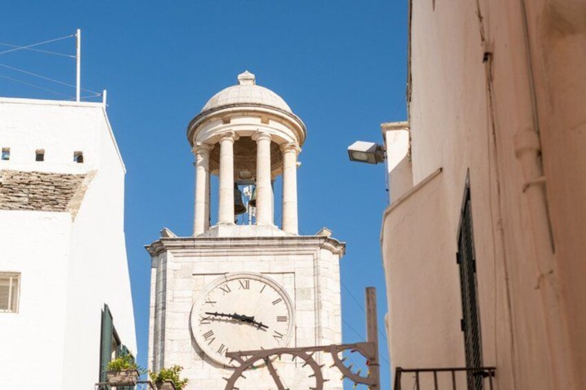 Trulli of Alberobello UNESCO, Ostuni and Locorotondo in one day 2