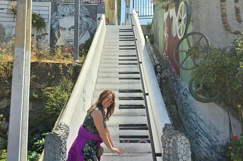Street Art in Valparaiso and Wines in Casablanca from Santiago 3