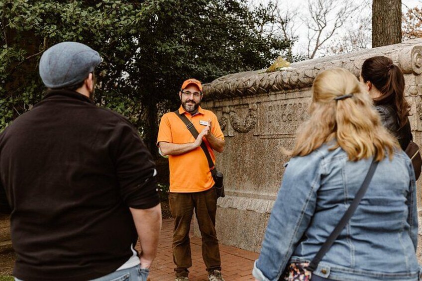 Hear the story of Robert Todd Lincoln, son of the 16th President Abraham Lincoln and how he helped to create Arlington Cemetery. 2