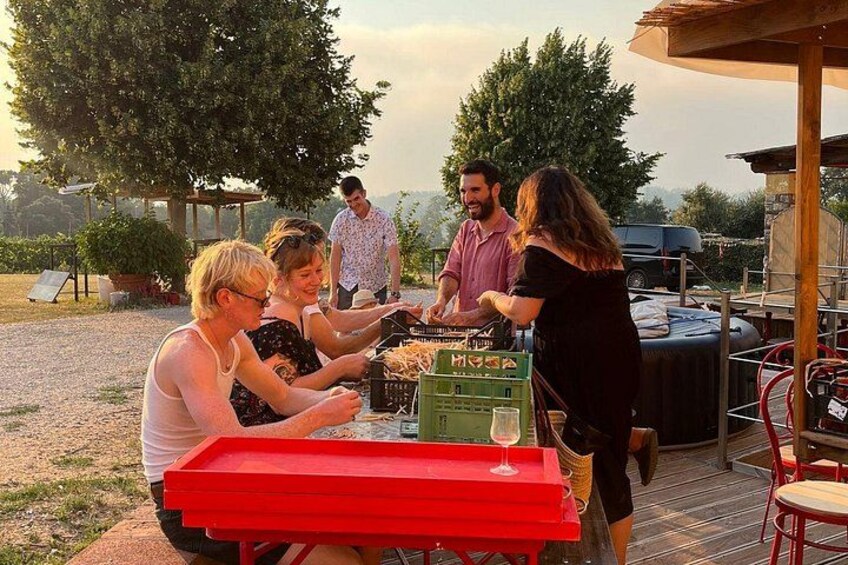 Tasting in a Tuscan Vineyard with transfer from Pisa 2