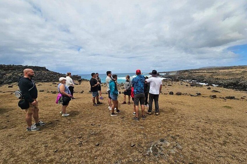 Full Day Tour to the Emblematic Sites in Rapa Nui 5