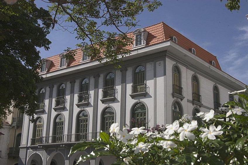 Centuries of Panama history in the Old Town. 5