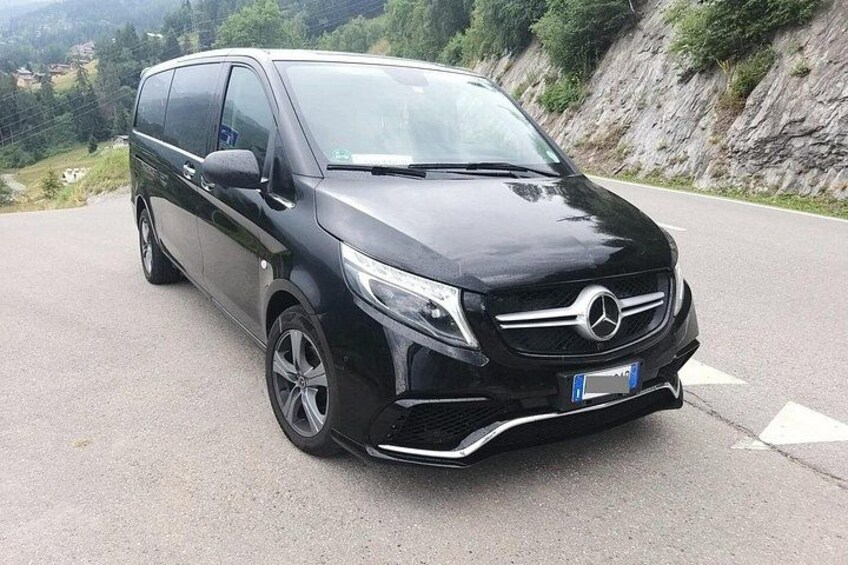 Full Day Private Tour of Lake Garda 5