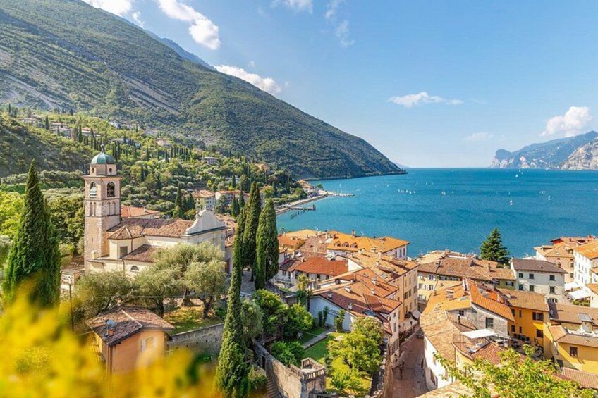 Full Day Private Tour of Lake Garda 3