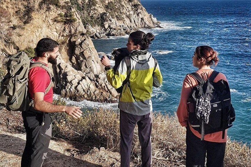 Small group hiking, swimming and snorkeling tour in Costa Brava. 2