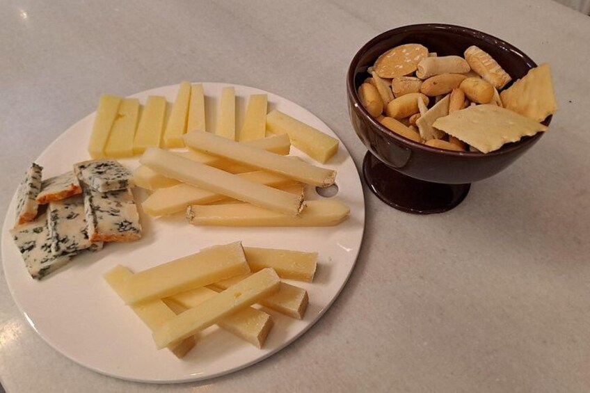 Bilbao Food Tour: Pintxos, Drinks, and Tapas with a Local 2