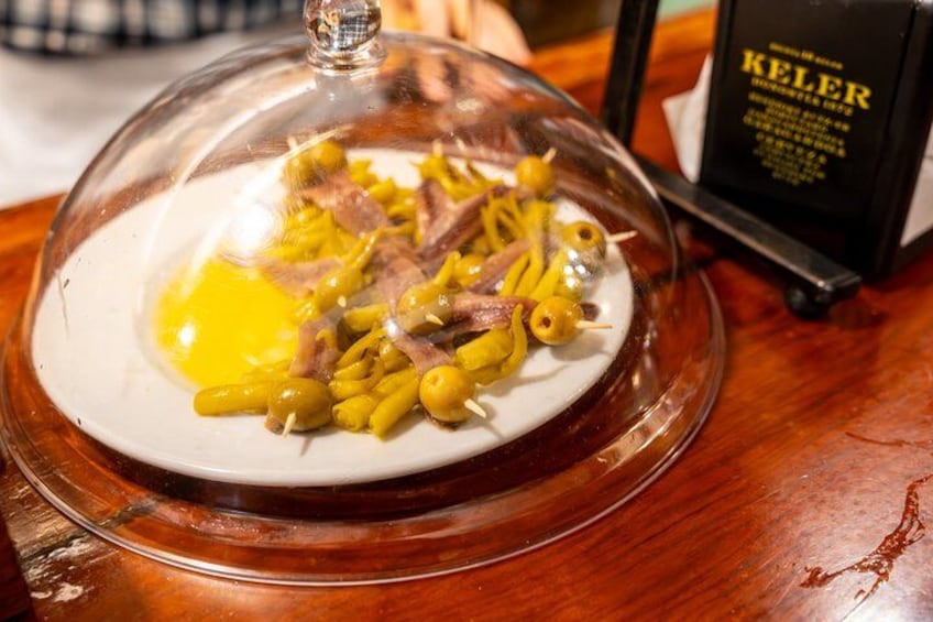 Bilbao Food Tour: Pintxos, Drinks, and Tapas with a Local 3