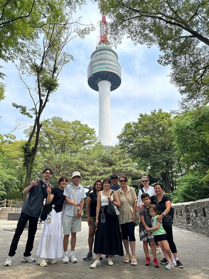 Picture 5 for Activity Seoul Highlights: Gyeongbok Palace, Insadong & N Seoul Tower 2