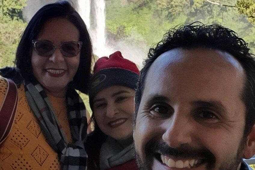 Beautiful friends on the Aerial Cable Cars 4
