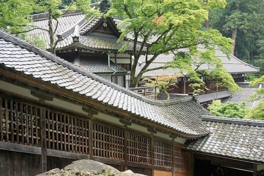 Full Day Tour Eiheiji Buddhist Temple and Fukui City Castle Town 3