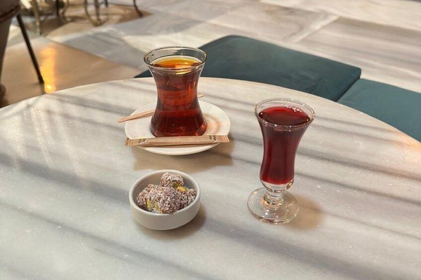 Complimentary refreshments: Turkish tea, Turkish delight and sorbet 2