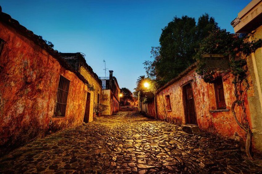 Premium Day Tour to Colonia del Sacramento 1
