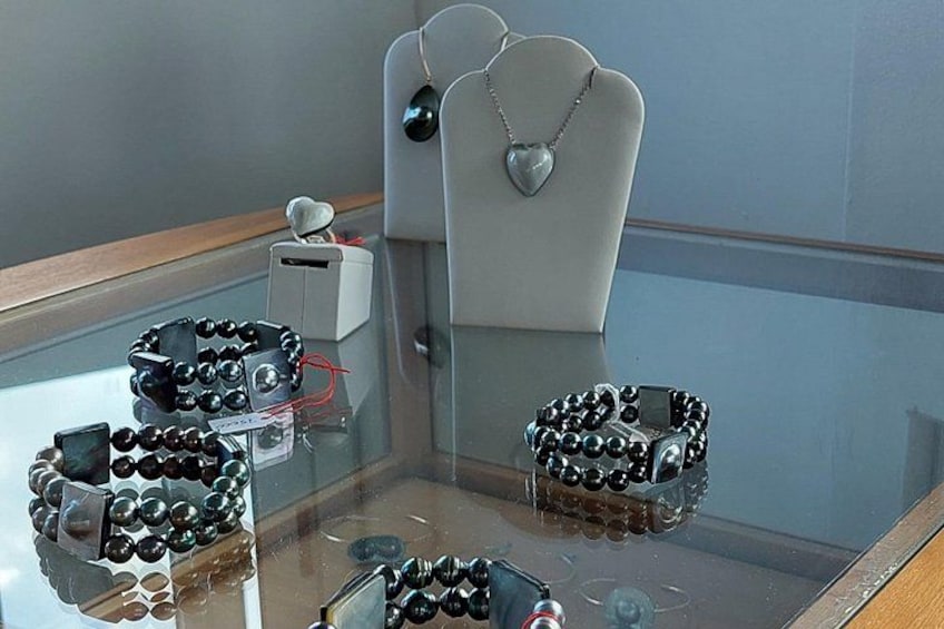 Unique expertise in exhibition 5
