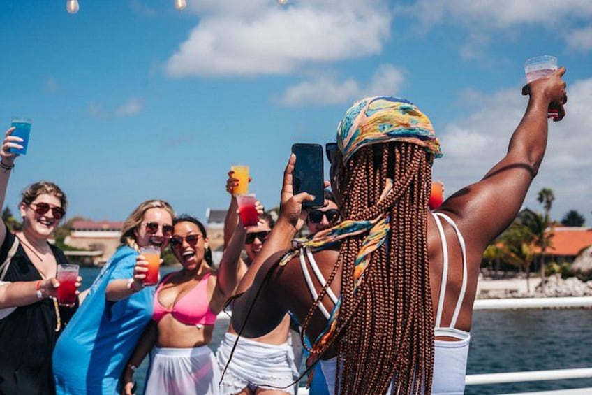 Snorkel Cruise with BBQ Lunch and Open Bar 2