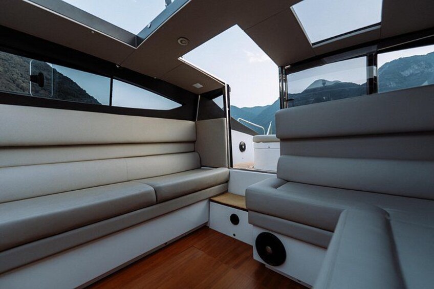 Private Boat Tour on Lake Como 5