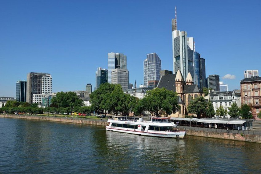 Frankfurt Highlights 1-Hour Sightseeing Cruise 2