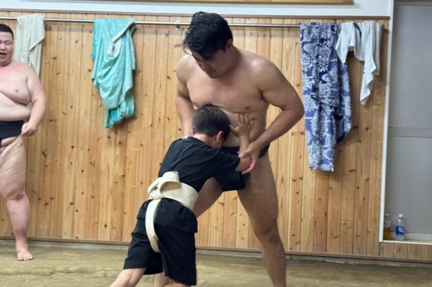 Authentic Tokyo Sumo: Enter the Ring & Chanko Lunch 3