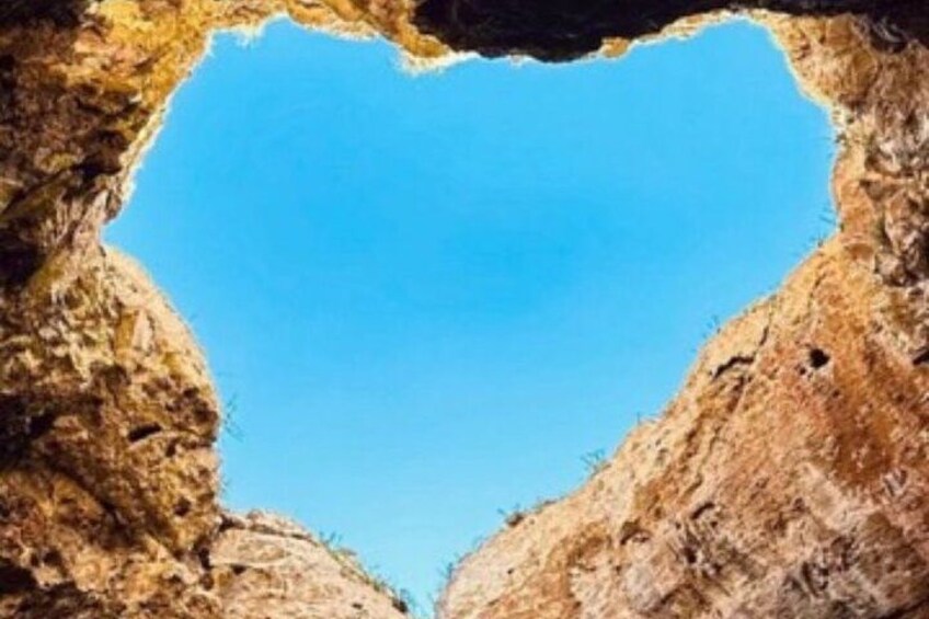 3 Hour Group Tour by Boat to the Caves of Santa Maria di Leuca 5