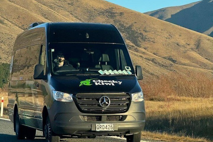 Queenstown to Lake Tekapo via Mt Cook One-Way Small Group Tour 2