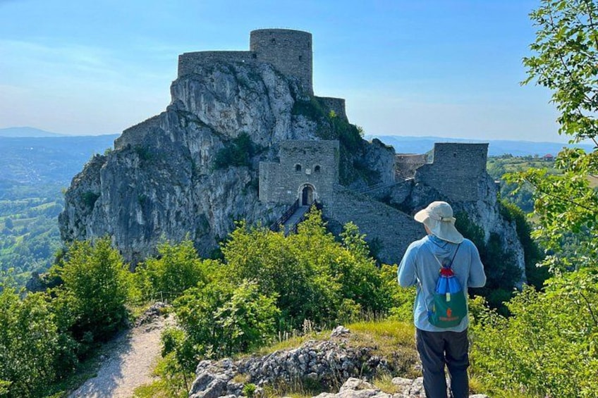 Srebrenik Fortress, visible from a distance during the summer, is surrounded by various shades of green, offering visitors the opportunity to admire the beauty and architecture of the castle from 700 2