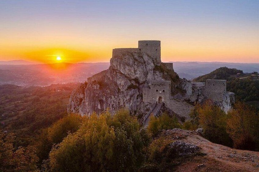 Srebrenik Fortress is situated above the town of Srebrenik on a hill, providing an exceptional vantage point to view the sunset. 3