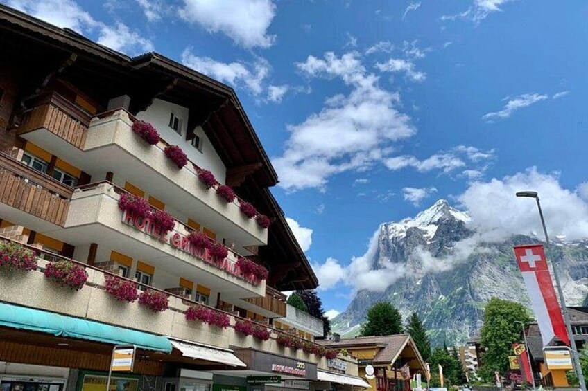 Lauterbrunnen, Jungfrau & Grindelwald Tour | From Interlaken 4