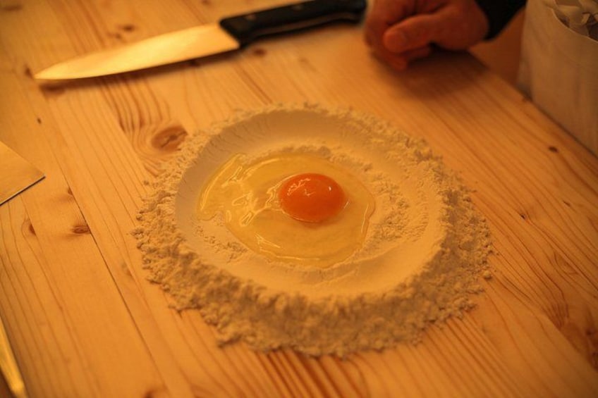 Florence: Pasta Cooking Class with Unlimited Wine 3