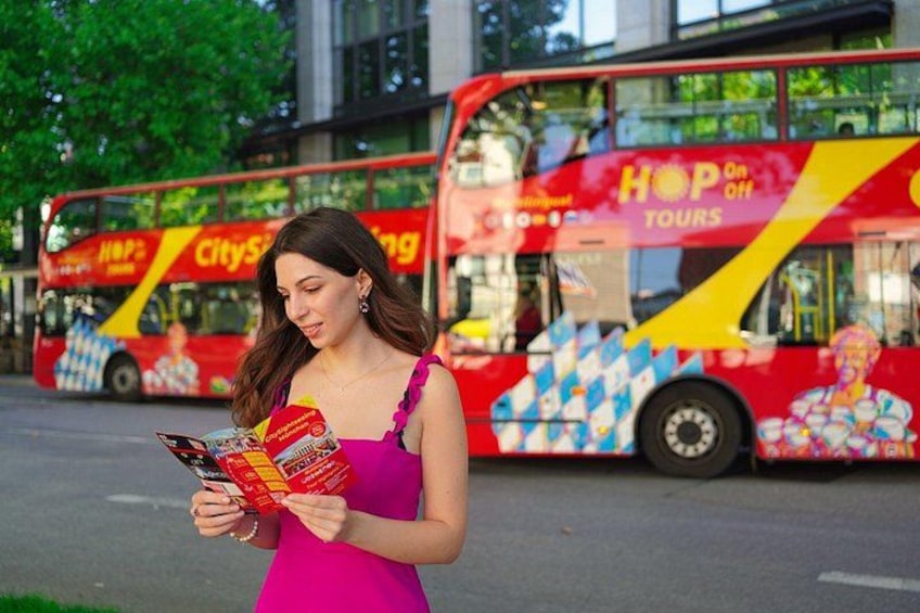 Hop-On Hop-Off Tour CitySightseeing Munich 2