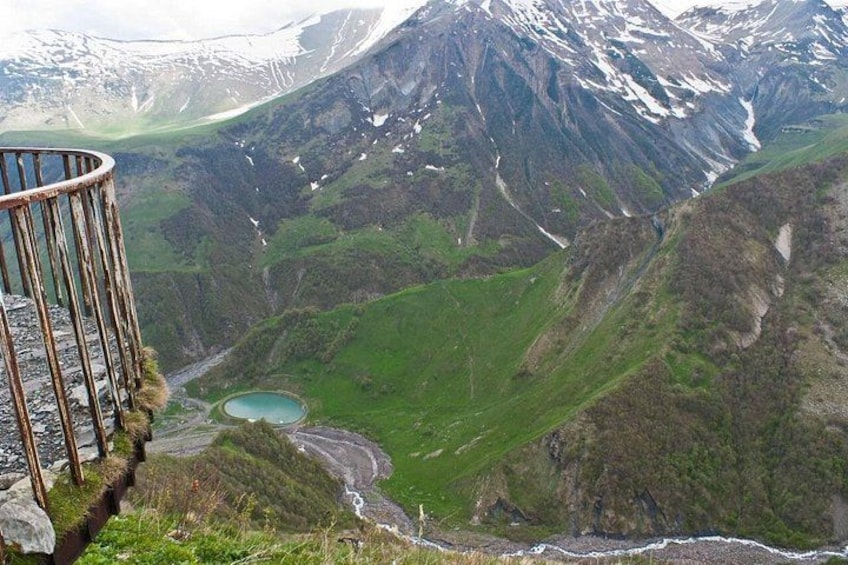 Shared Tour to Mount Kazbegi with Licensed Guide 2
