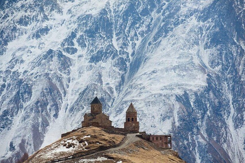Shared Tour to Mount Kazbegi with Licensed Guide 5