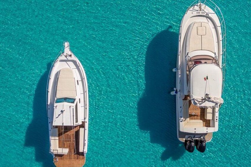 Boat excursion in Cefalù and snorkeling 3 hours fruit and drink 2