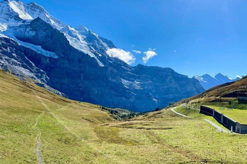 Lauterbrunnen, Jungfrau & Grindelwald Tour | From Bern 2
