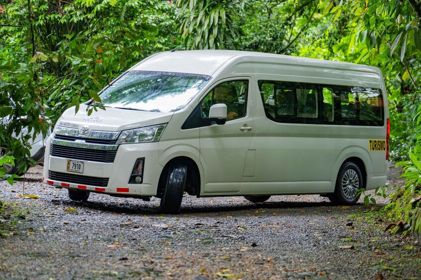 Picture 2 for Activity La Fortuna from/to Liberia Airport: Shared Shuttle Transfer 2