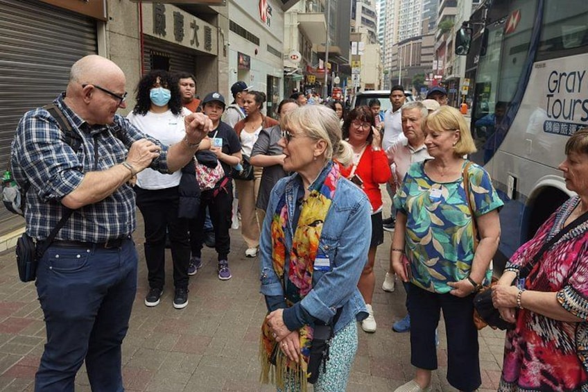 Top-Rated Hong Kong Tour: Peak Tram, Dim Sum & Cultural Sights 4